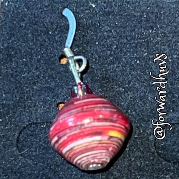 NWOT Handmade Red Mixed Colored Rolled Paper Bead Earrings - Picture 5 of 8